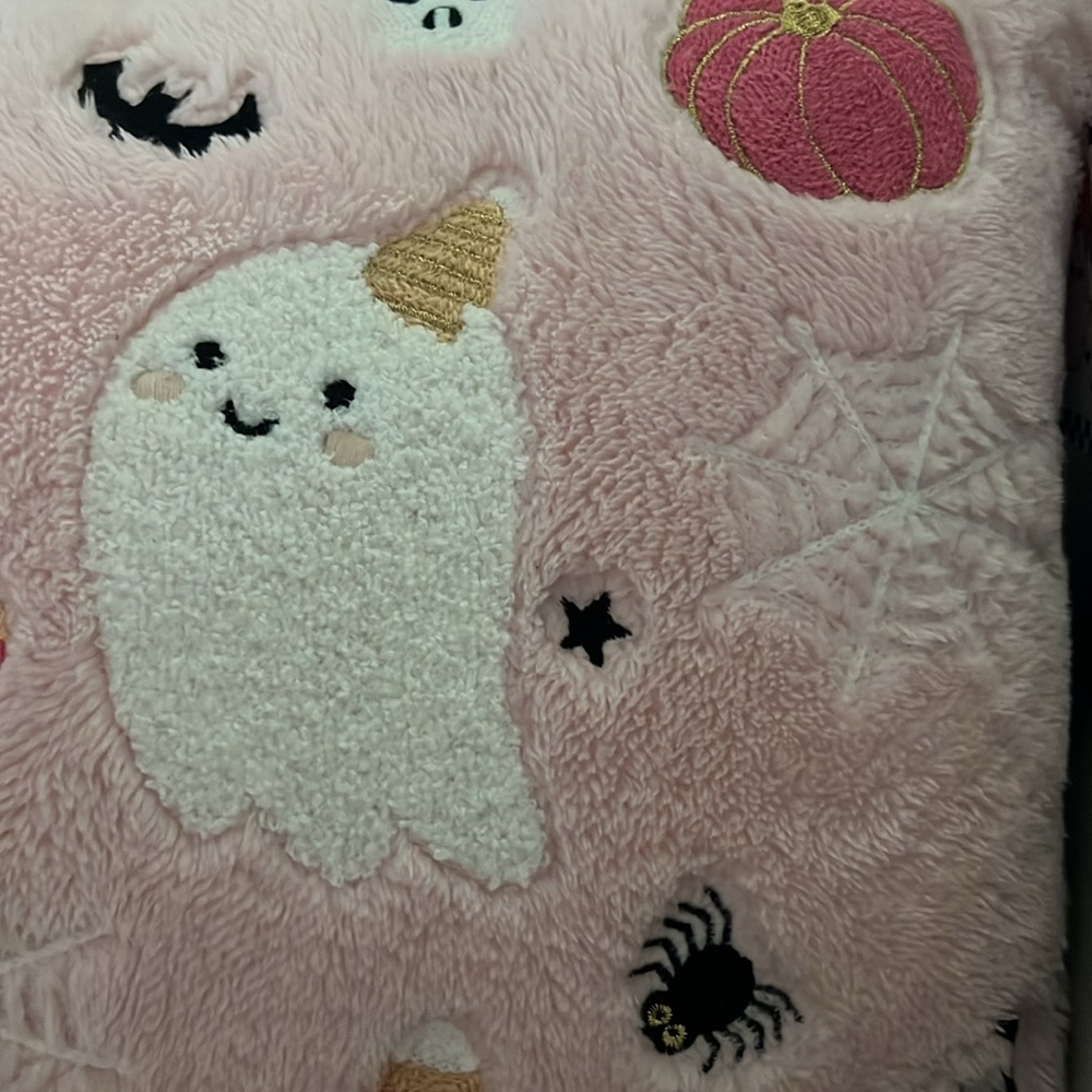 Cute Pink Halloween Pillow with Ghosts and Pumpkins 🎃 - Picture 4 of 7